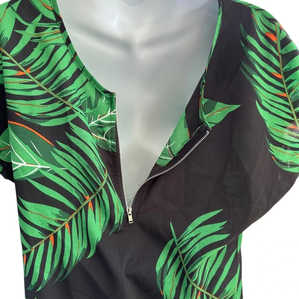 Emery‎ Rose Women's Black Green Palm Leaf Print Top & Pants Set - Size S